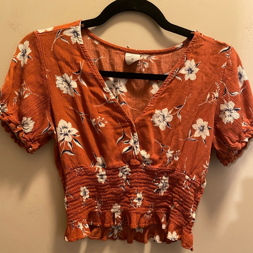 Crop top
